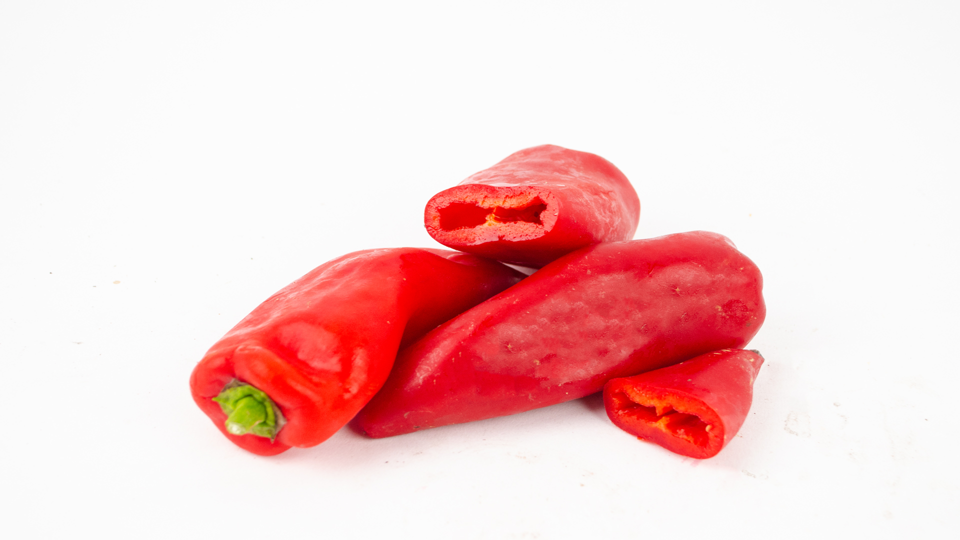 Spitzpaprika-rot-aufgeschnitten Spitzpaprika rot 5kg